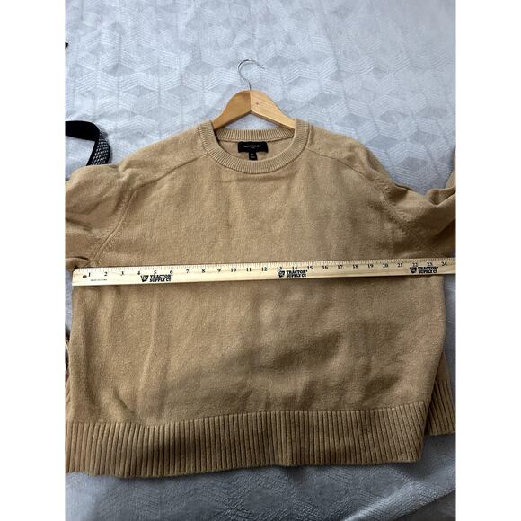 Perfectly Soft Crew Neck Banana Republic Women's XL Tan Sweater - Picture 6 of 7